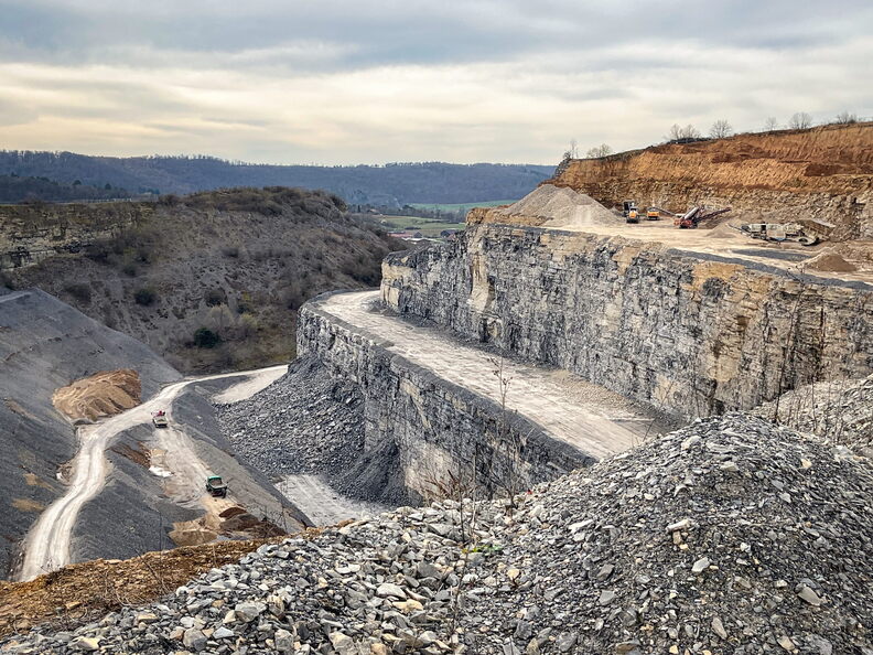 23-03-17 13-44-23 4911